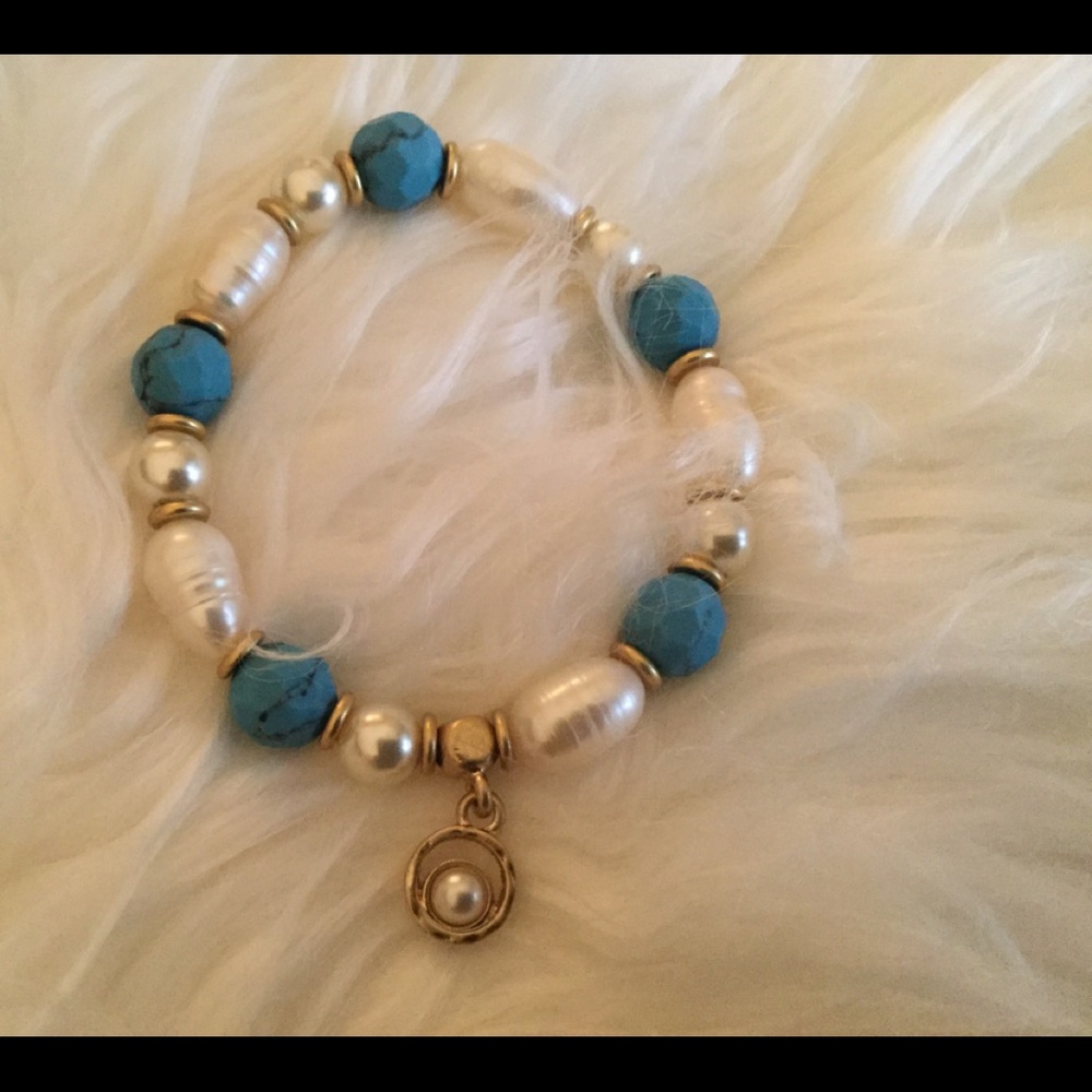 Lia Sophia Stretch Bracelet